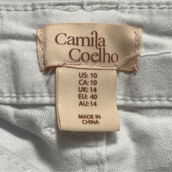 Camila Coelho Ivory Cropped Jeans with Gold Chain Detail - Picture 10 of 14